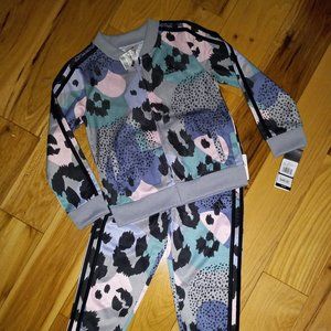 Girls NWT Adidas track suit size 6